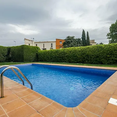 Casa Con Piscina Y Parking En Holiday home