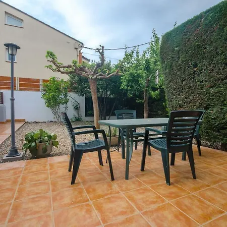 Holiday home Casa Con Piscina Y Parking En Girona